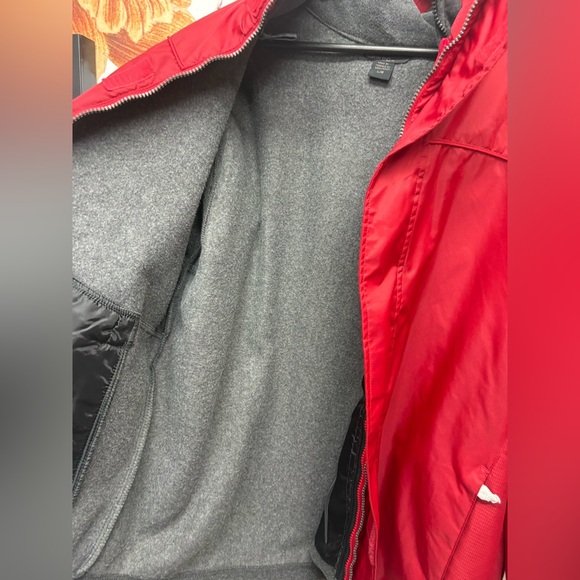Budweiser Crimson Hooded Jacket - Picture 7 of 15